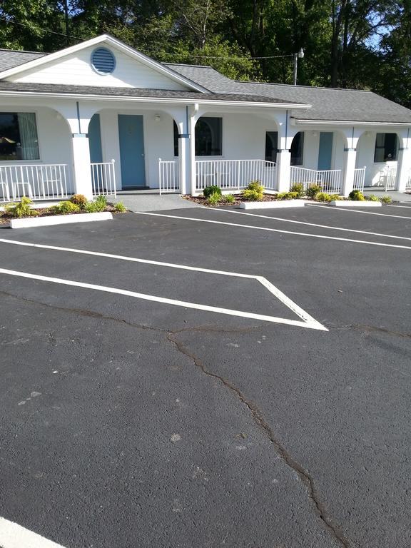 Carolina Motel Франклин Екстериор снимка